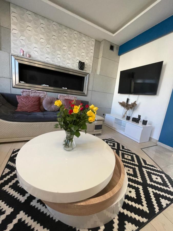 ראדום Luxury Blue Apartment By Marta מראה חיצוני תמונה